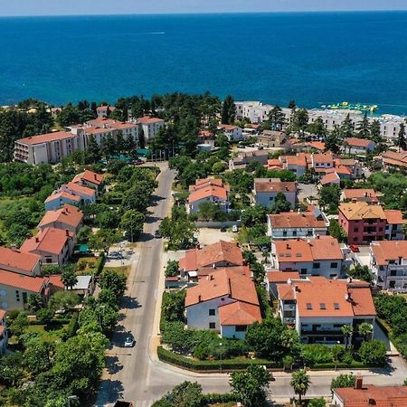 פורץ Apartment Nola By Rent Istria מראה חיצוני תמונה