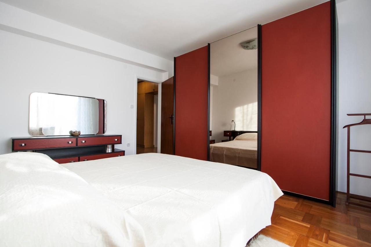 פורץ Apartment Nola By Rent Istria מראה חיצוני תמונה