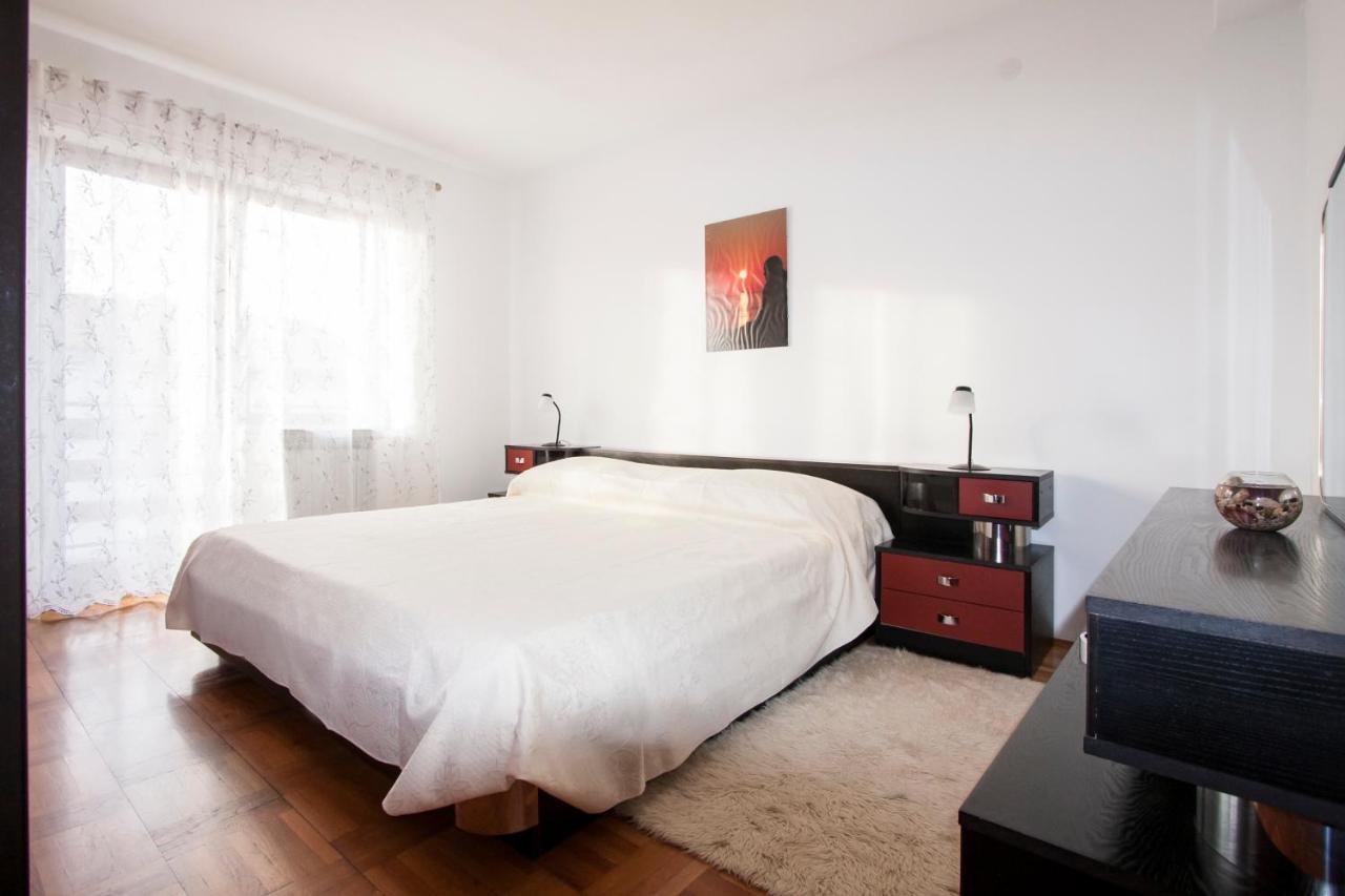 פורץ Apartment Nola By Rent Istria מראה חיצוני תמונה